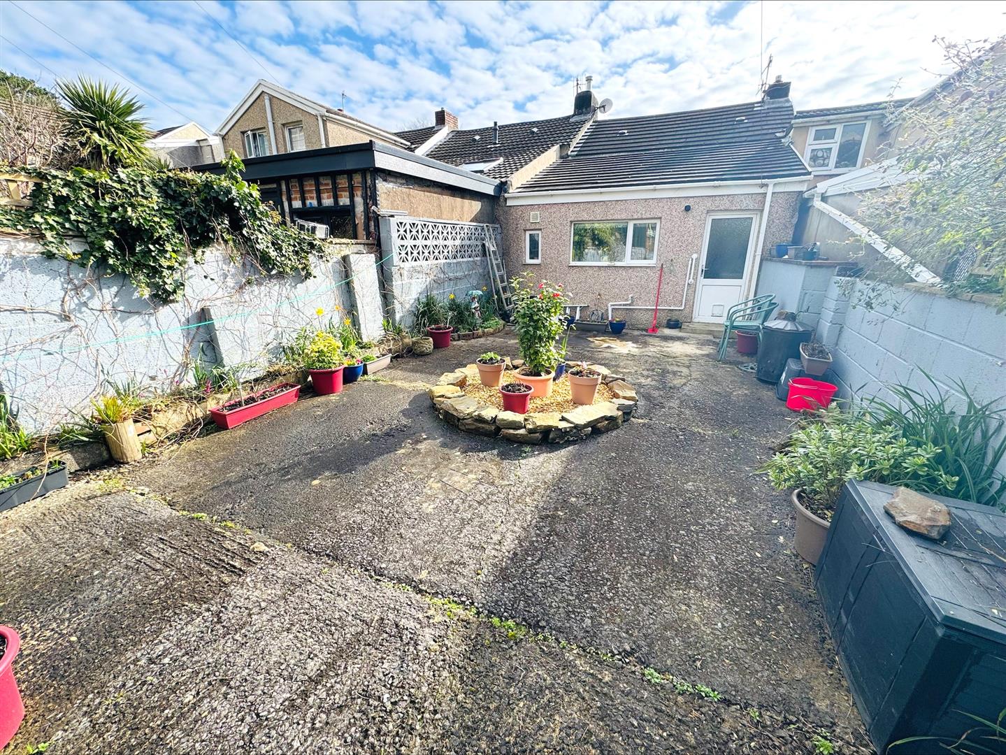 Union Buildings, Llanelli, SA15 3JW